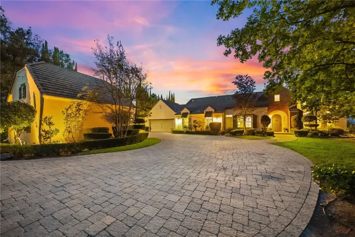 27630 Morning Glory Circle, Temecula, California 92590