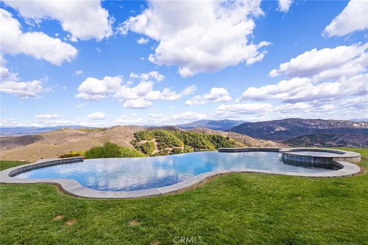 27630 Morning Glory Circle, Temecula, California 92590