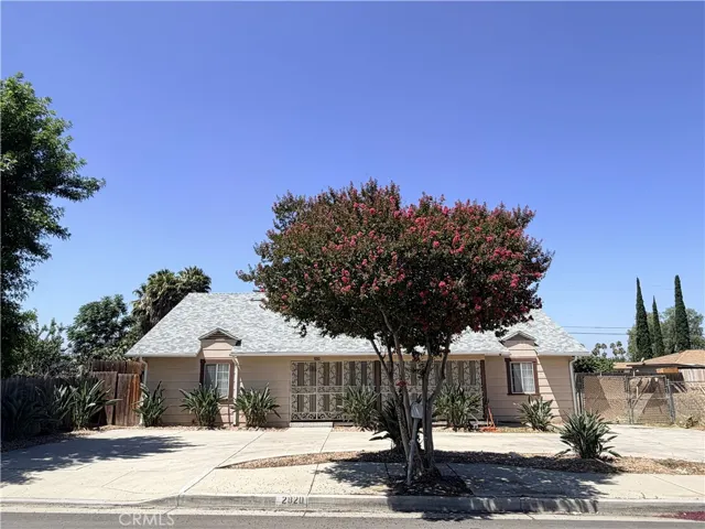2820 Madison, Riverside, California 92504