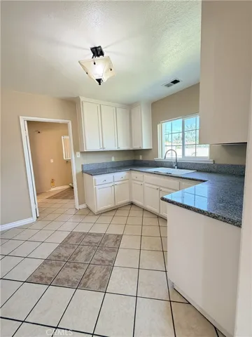 2820 Madison, Riverside, California 92504