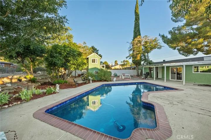 4817 Quartz Hill Rd, Quartz Hill, California 93536