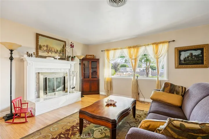 4817 Quartz Hill Rd, Quartz Hill, California 93536