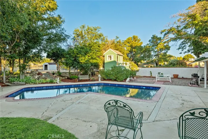 4817 Quartz Hill Rd, Quartz Hill, California 93536