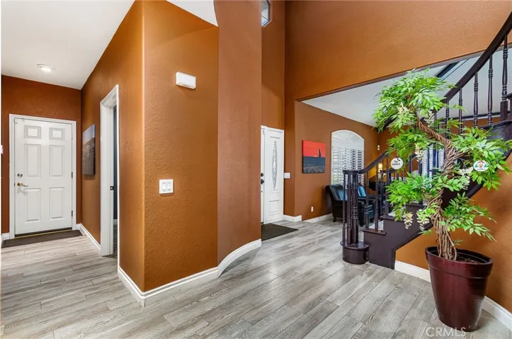 29467 Stampede, Canyon Lake, California 92587