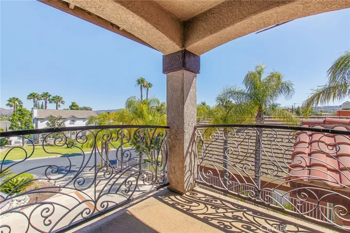 29467 Stampede, Canyon Lake, California 92587