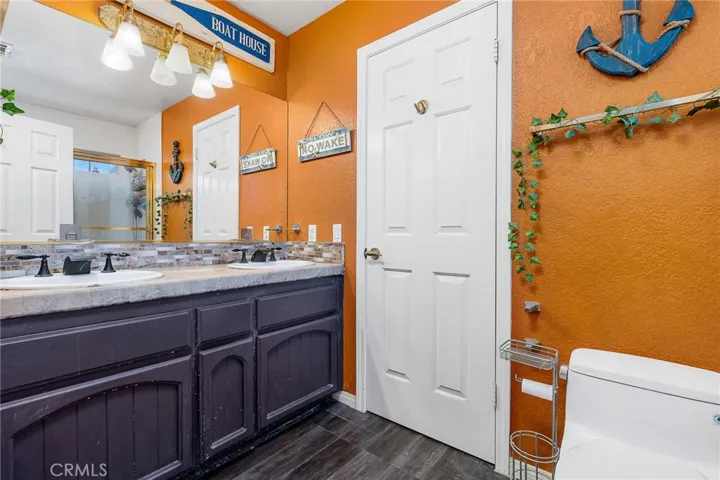 29467 Stampede, Canyon Lake, California 92587