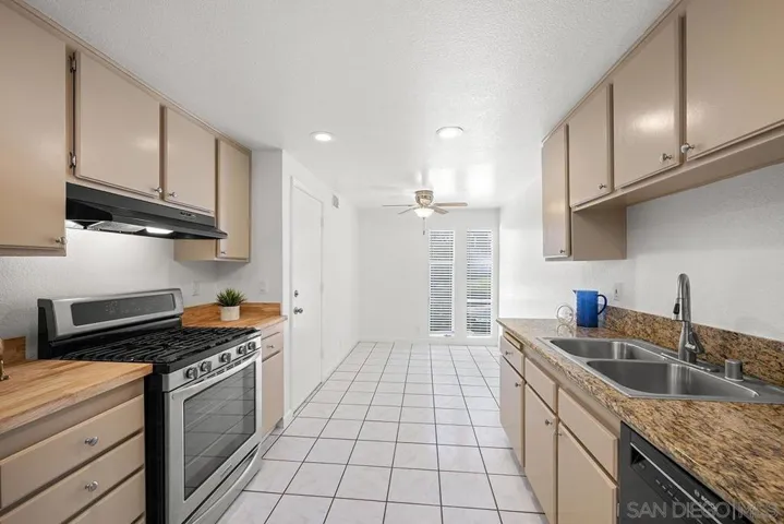 2848 Glen Canyon Circle, Spring Valley, California 91977