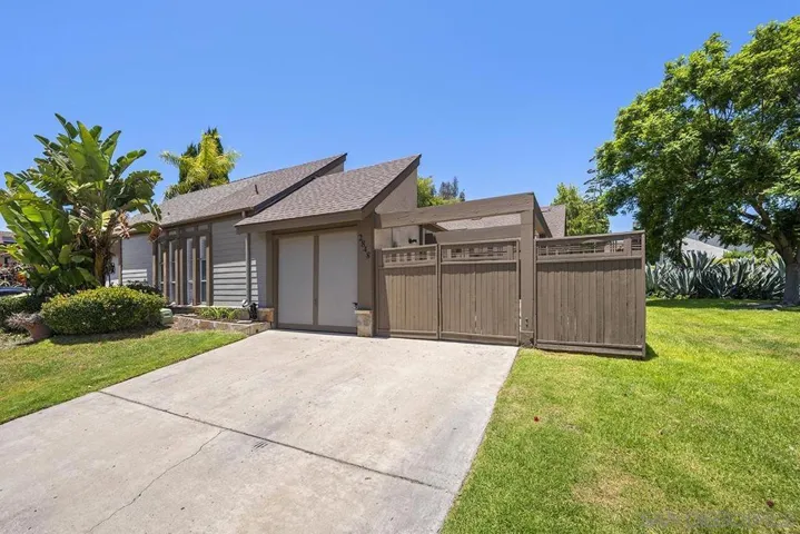 2848 Glen Canyon Circle, Spring Valley, California 91977