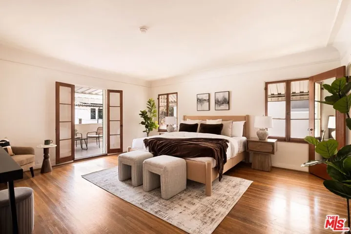 132 N Orange Drive, Los Angeles, California 90036