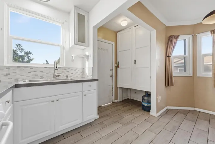 7620 Saranac Avenue, La Mesa, California 91942