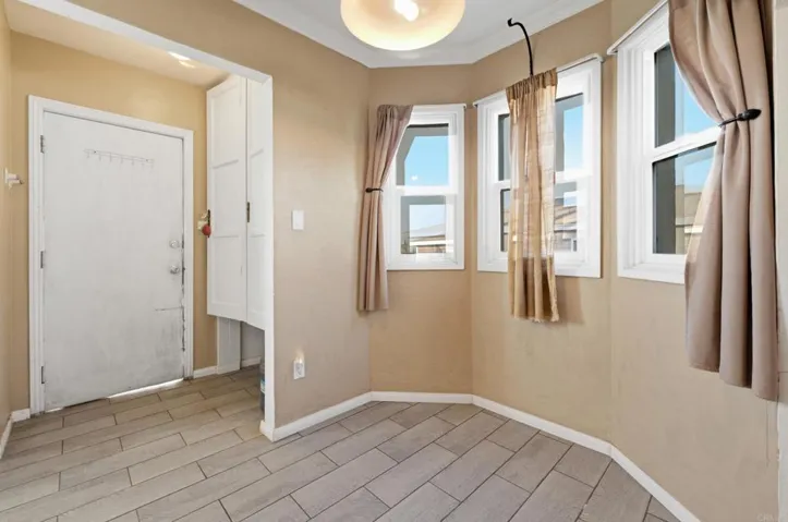 7620 Saranac Avenue, La Mesa, California 91942