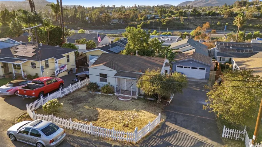 7620 Saranac Avenue, La Mesa, California 91942
