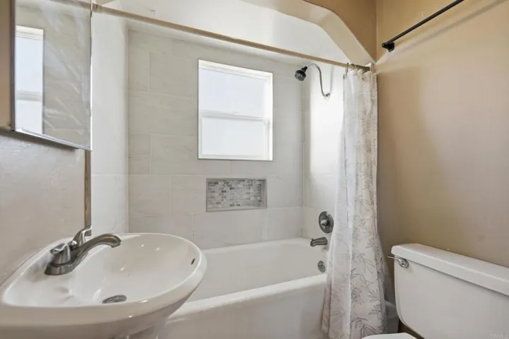7620 Saranac Avenue, La Mesa, California 91942
