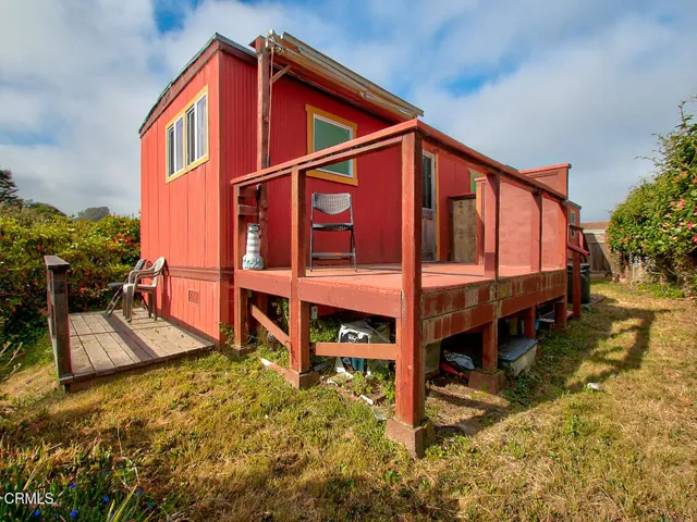 Deck off hall