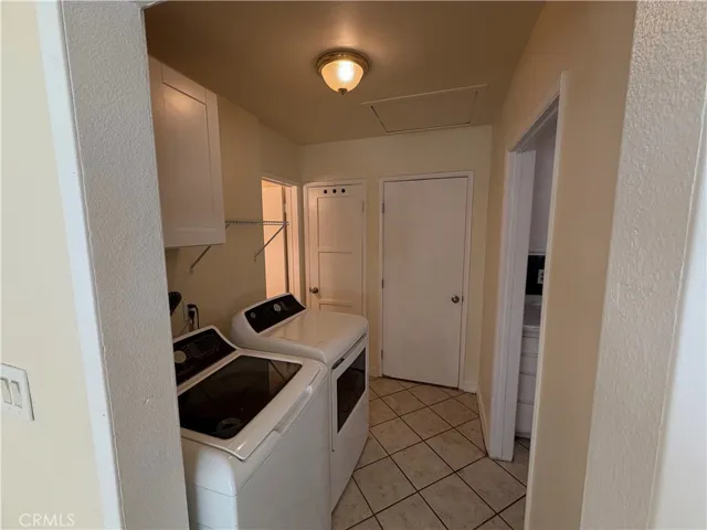 3000 Carl, Riverside, California 92507
