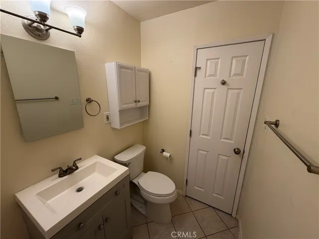 3000 Carl, Riverside, California 92507