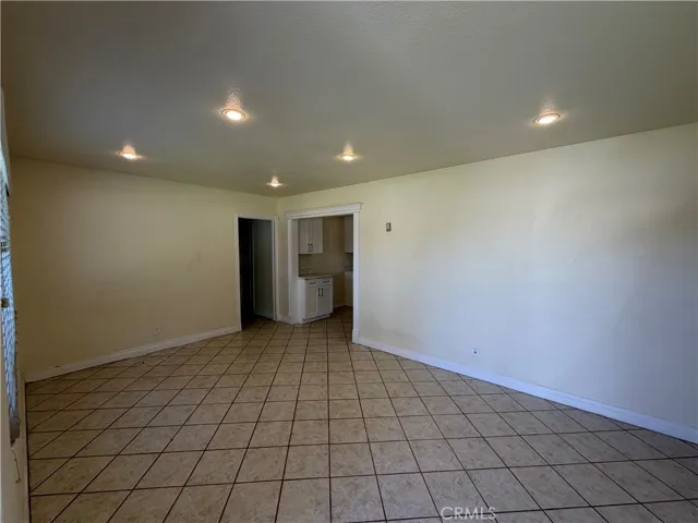 3000 Carl, Riverside, California 92507