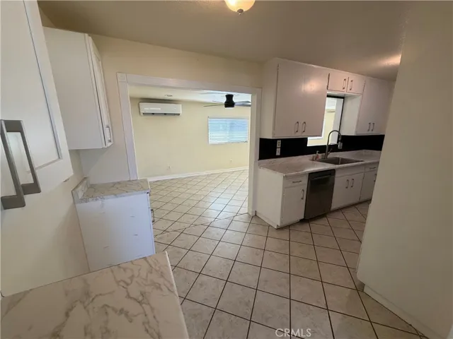 3000 Carl, Riverside, California 92507