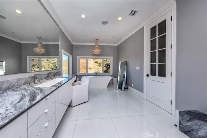30 Saddlebow, Bell Canyon, California 91307