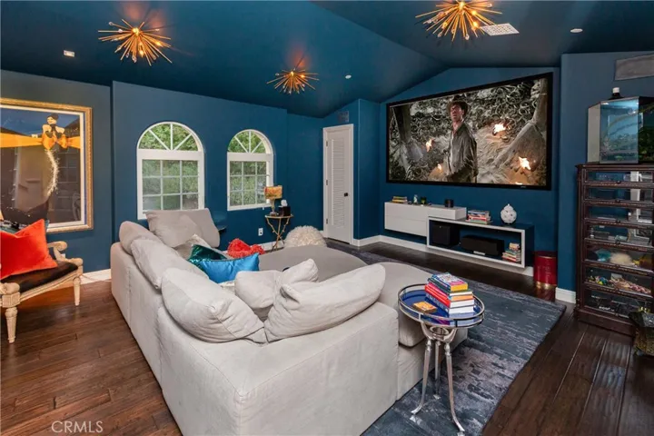 30 Saddlebow, Bell Canyon, California 91307