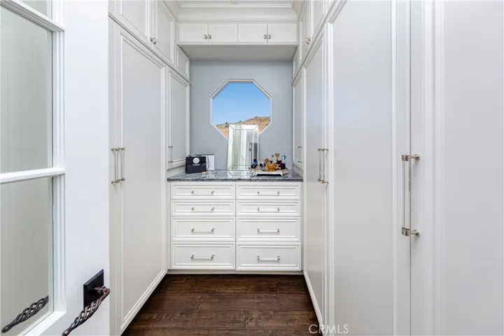 30 Saddlebow, Bell Canyon, California 91307