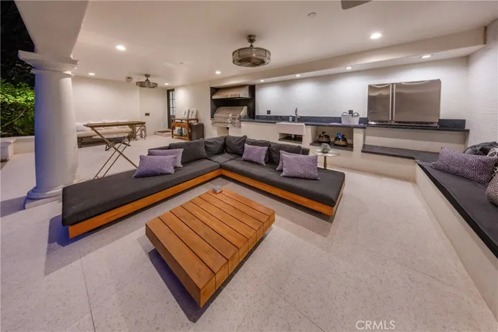 30 Saddlebow, Bell Canyon, California 91307