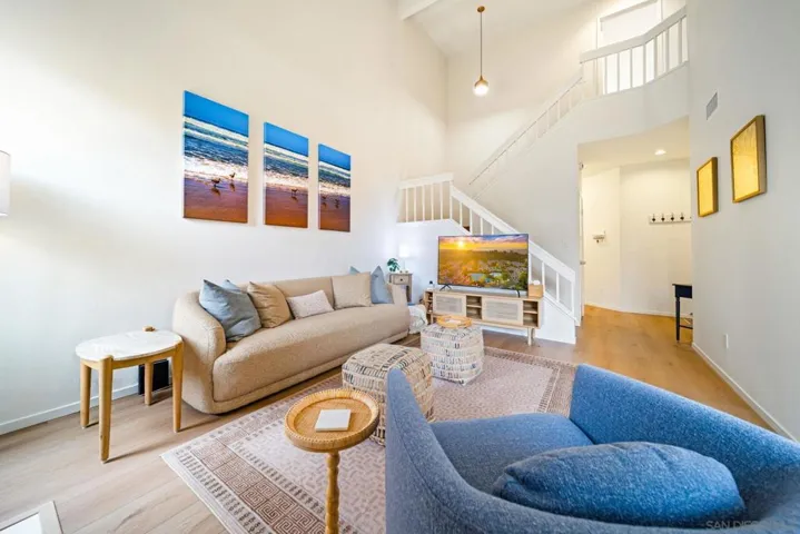 3876 Creststone, San Diego, California 92130