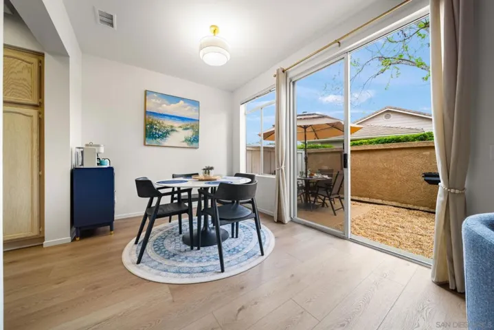 3876 Creststone, San Diego, California 92130
