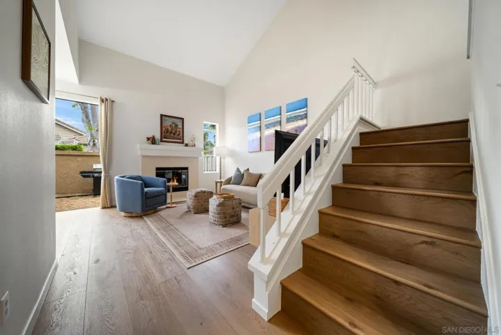 3876 Creststone, San Diego, California 92130
