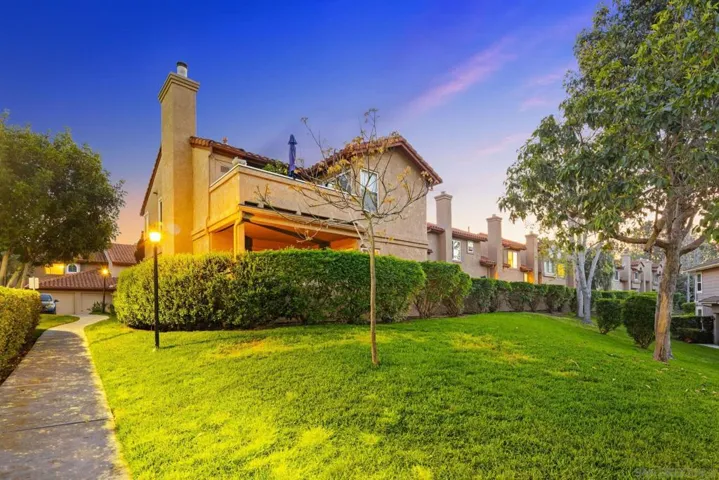 3876 Creststone, San Diego, California 92130