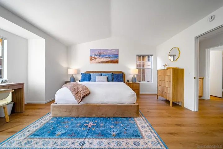 3876 Creststone, San Diego, California 92130