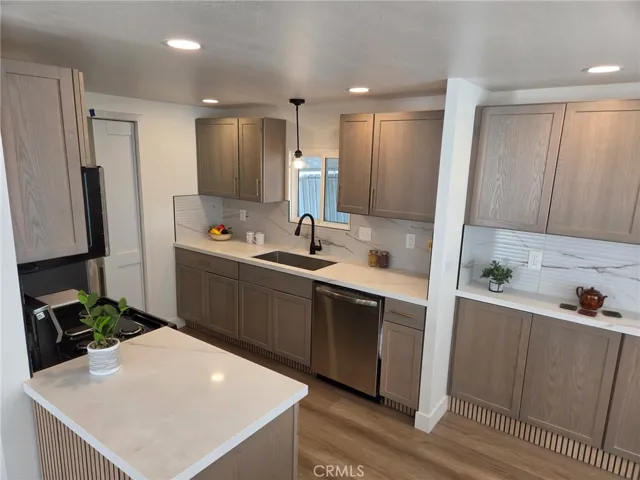 6294 E Marina View 328, Long Beach, California 90803