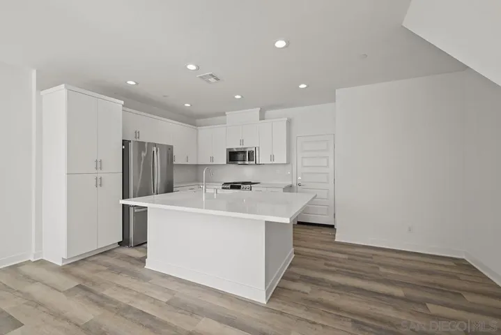 11036 Ardha Way, San Diego, California 92126