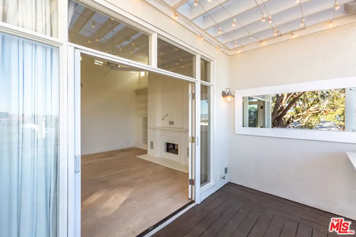3019 3rd Street 404, Santa Monica, California 90405