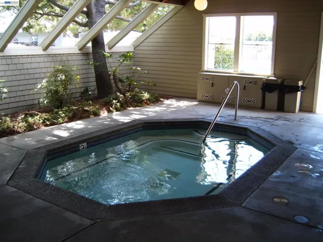 29231 Whalebone Way, Hayward, California 94544