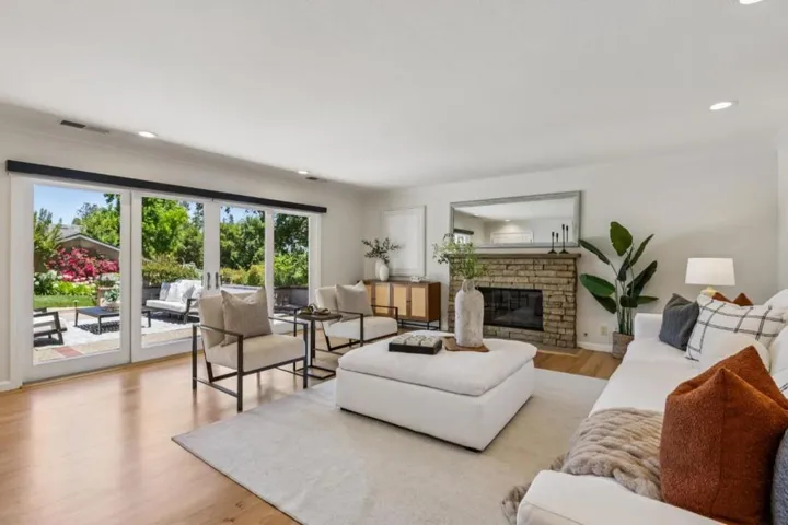 14275 Hilltop Way, Saratoga, California 95070