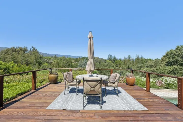 14275 Hilltop Way, Saratoga, California 95070