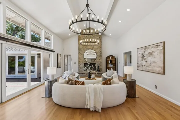 14275 Hilltop Way, Saratoga, California 95070