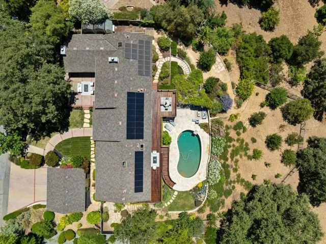 14275 Hilltop Way, Saratoga, California 95070
