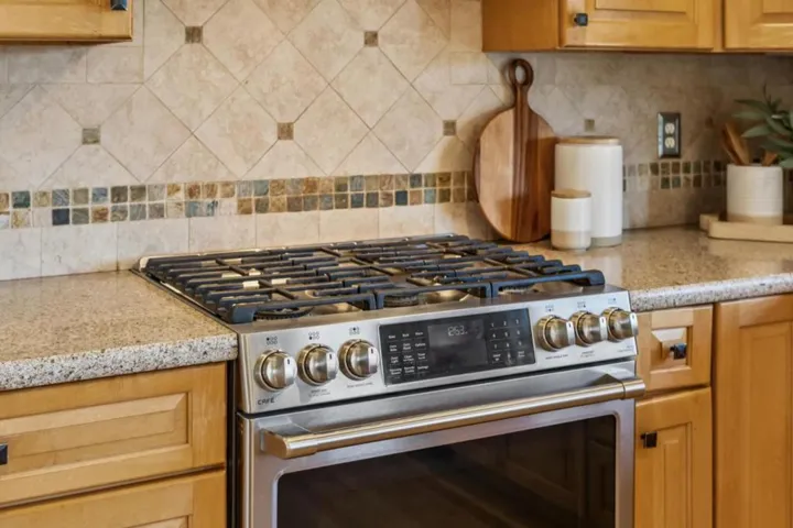 14275 Hilltop Way, Saratoga, California 95070