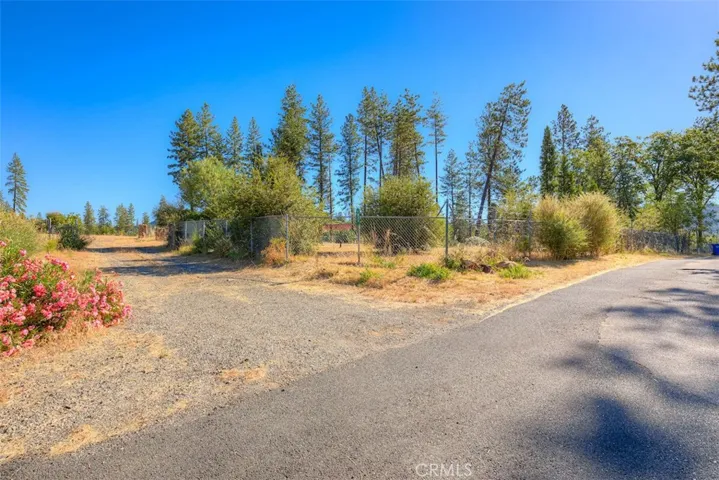 1831 Clear Brook, Paradise, California 95969