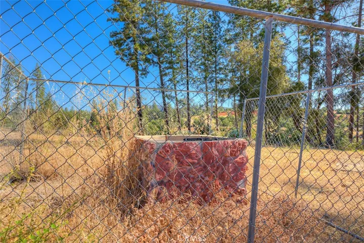1831 Clear Brook, Paradise, California 95969
