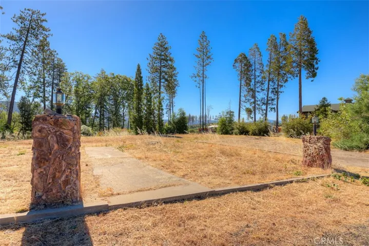 1831 Clear Brook, Paradise, California 95969