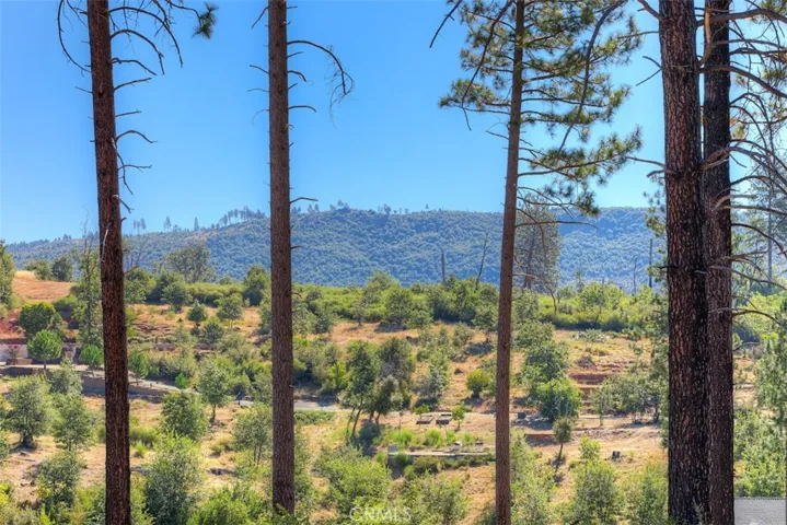1831 Clear Brook, Paradise, California 95969