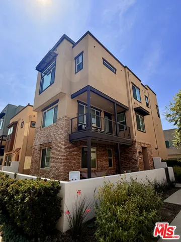 657 Daniel Freeman Circle, Inglewood, California 90301