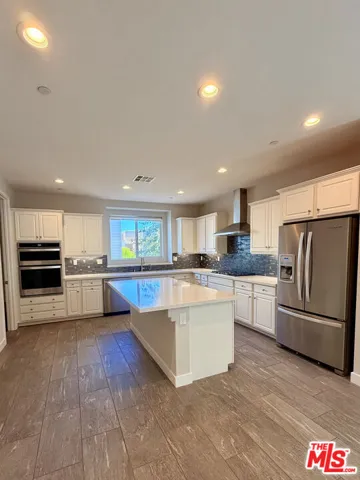 657 Daniel Freeman Circle, Inglewood, California 90301