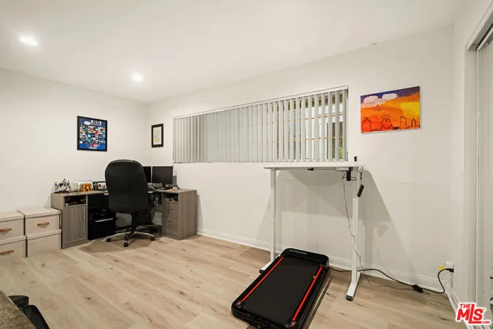 4658 Don Lorenzo Drive E, Los Angeles, California 90008