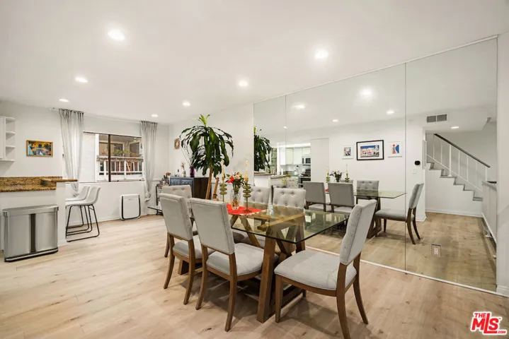 4658 Don Lorenzo Drive E, Los Angeles, California 90008