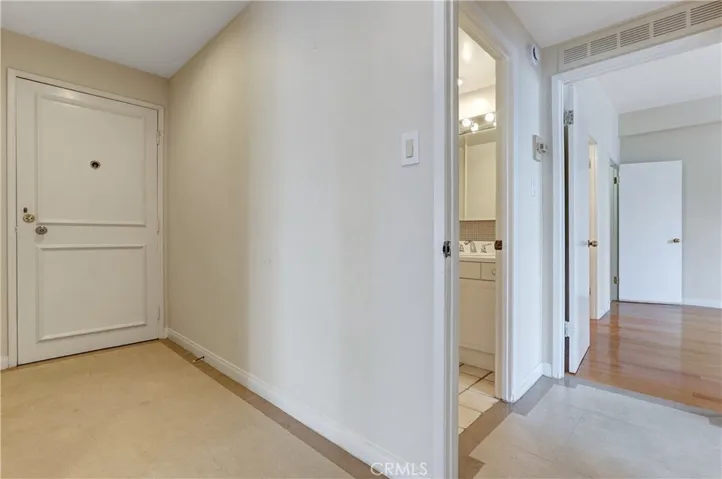 10787 Wilshire 802, Los Angeles, California 90024
