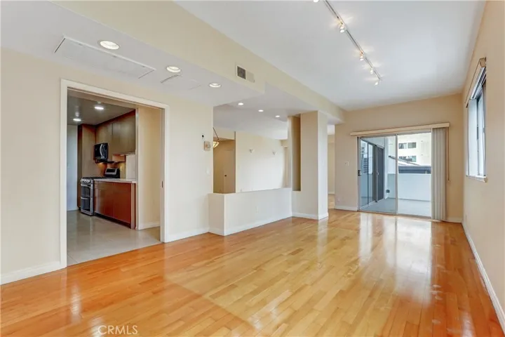 10787 Wilshire 802, Los Angeles, California 90024